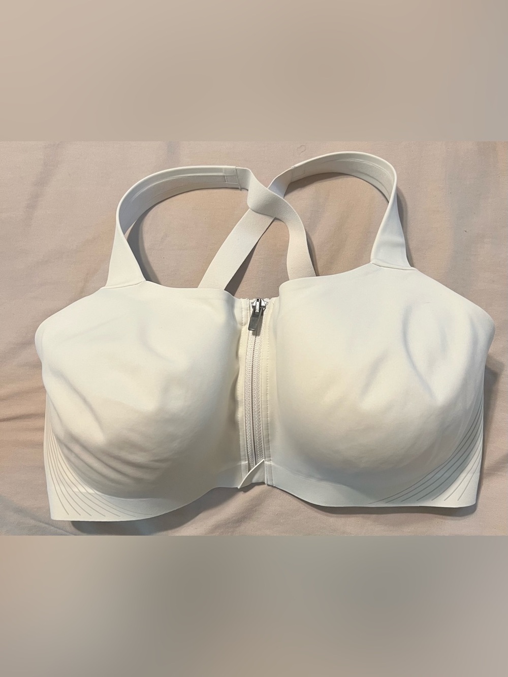 VSX knockout Front-Zip White Sports Bra 36DDD